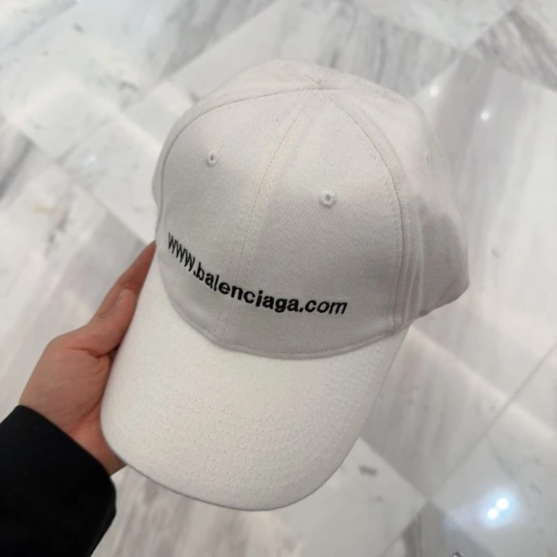 Balenciaga Caps ModernLook 260680