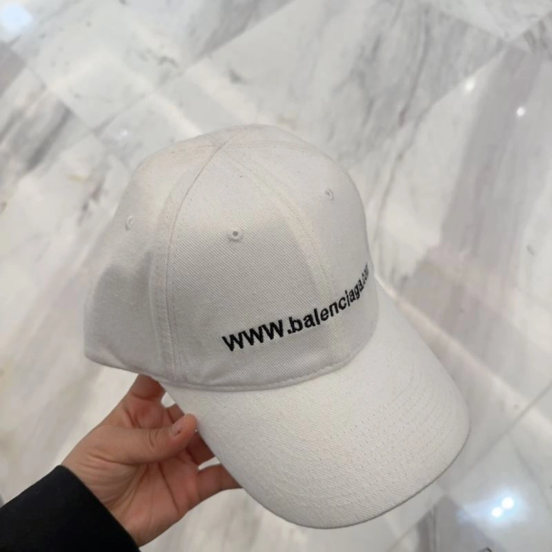 Balenciaga Caps ModernLook 260680