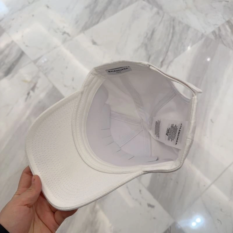 Balenciaga Caps ModernLook 260680
