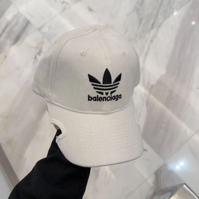 Sustainable Balenciaga Caps 260701