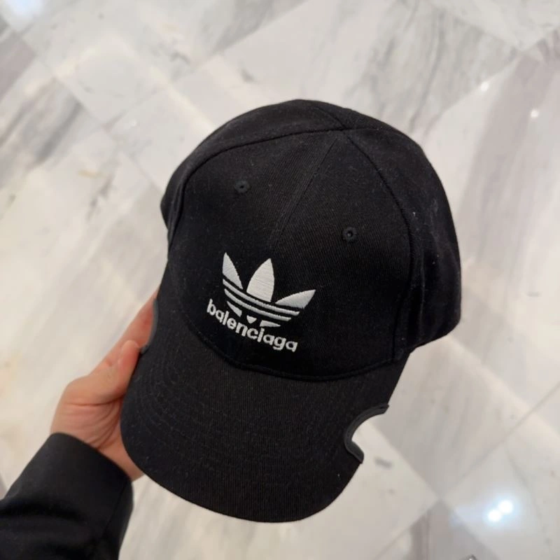 MultiPurpose Balenciaga Caps 260678