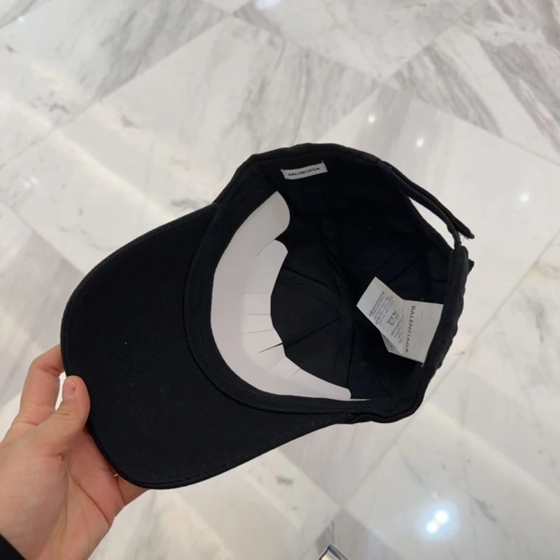 Modern Balenciaga Caps 260674