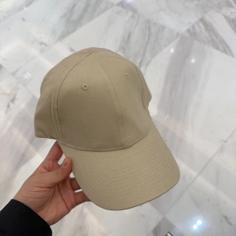 Comfortable Balenciaga Caps 260672