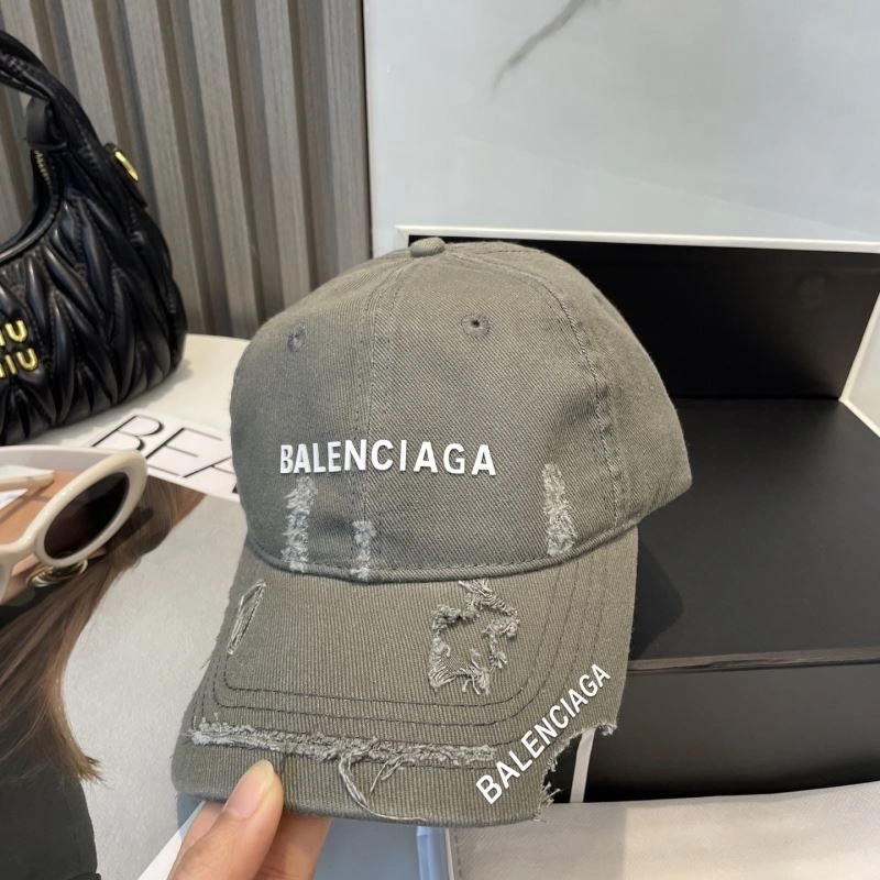 Balenciaga Caps Chic 260666