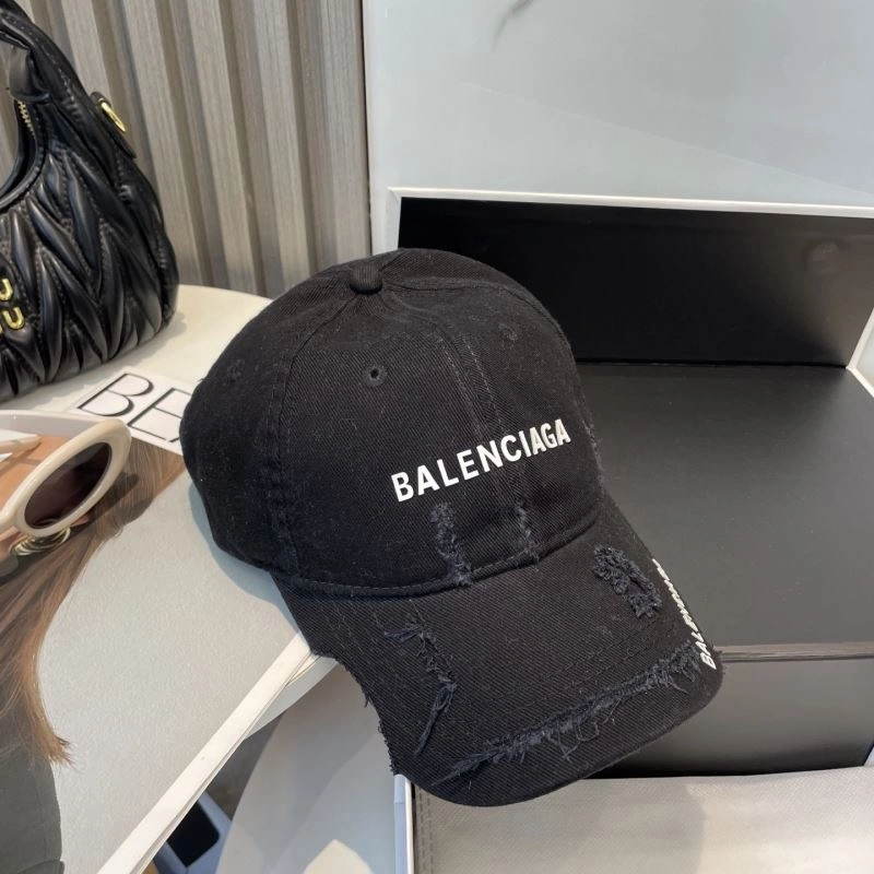 Balenciaga Caps Versatile 260650