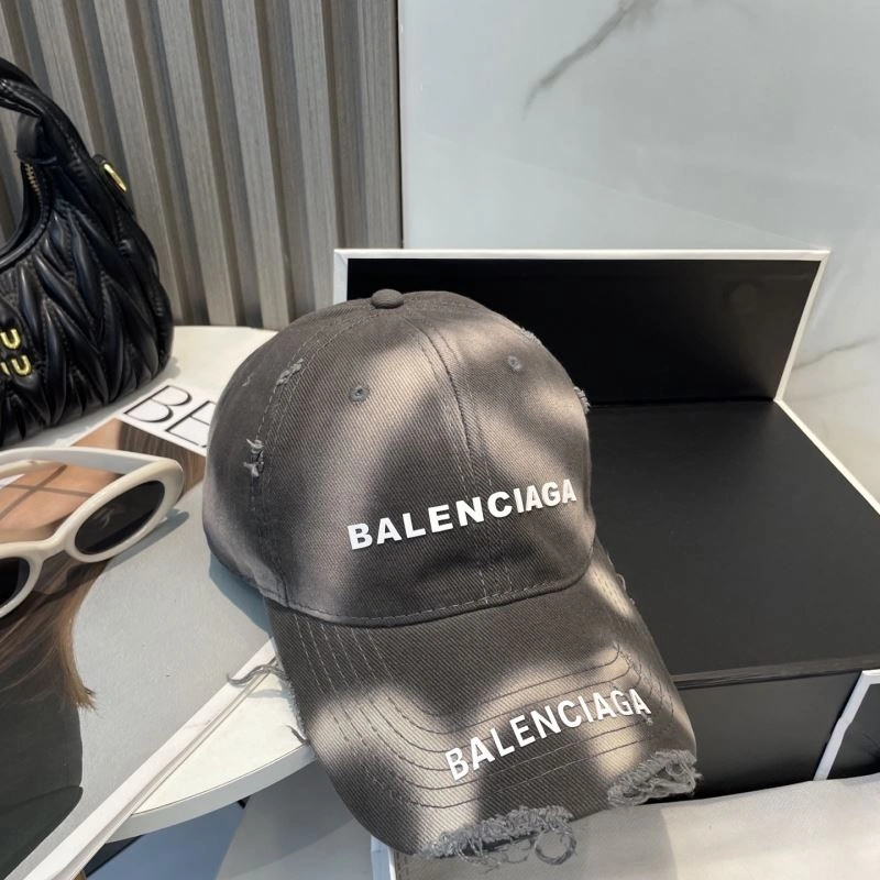Balenciaga Caps Classic 260670