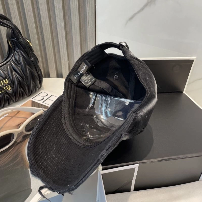 Balenciaga Caps Trendsetting 260654
