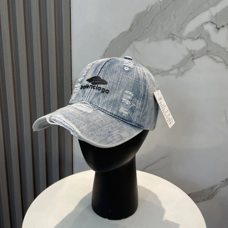 Fashionable Balenciaga Caps 260669