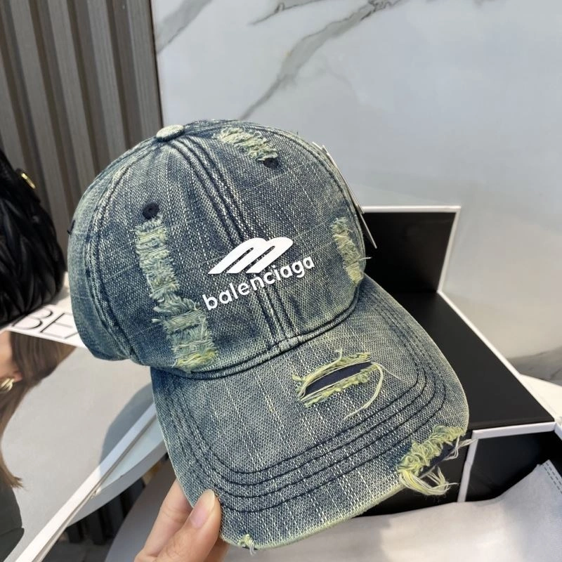 Balenciaga Caps AllSeason 260660