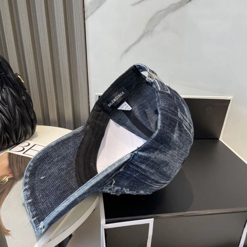Balenciaga Caps TimelessDesign 260657