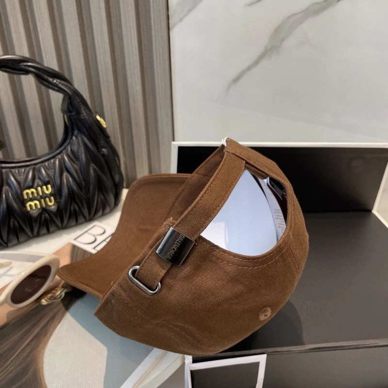 Supportive Balenciaga Caps 260626