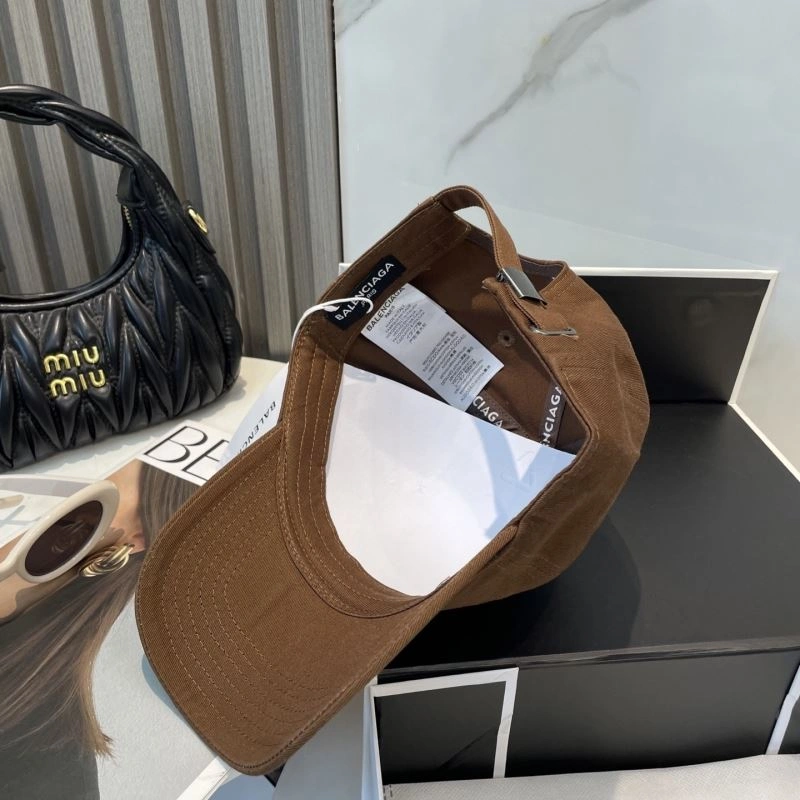 Supportive Balenciaga Caps 260626
