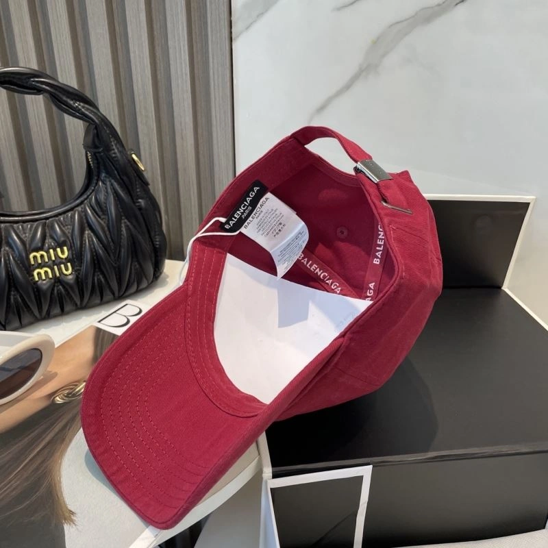 EasyMatch Balenciaga Caps 260616