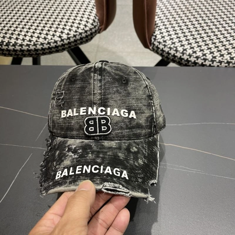 Balenciaga Caps Versatile 260607