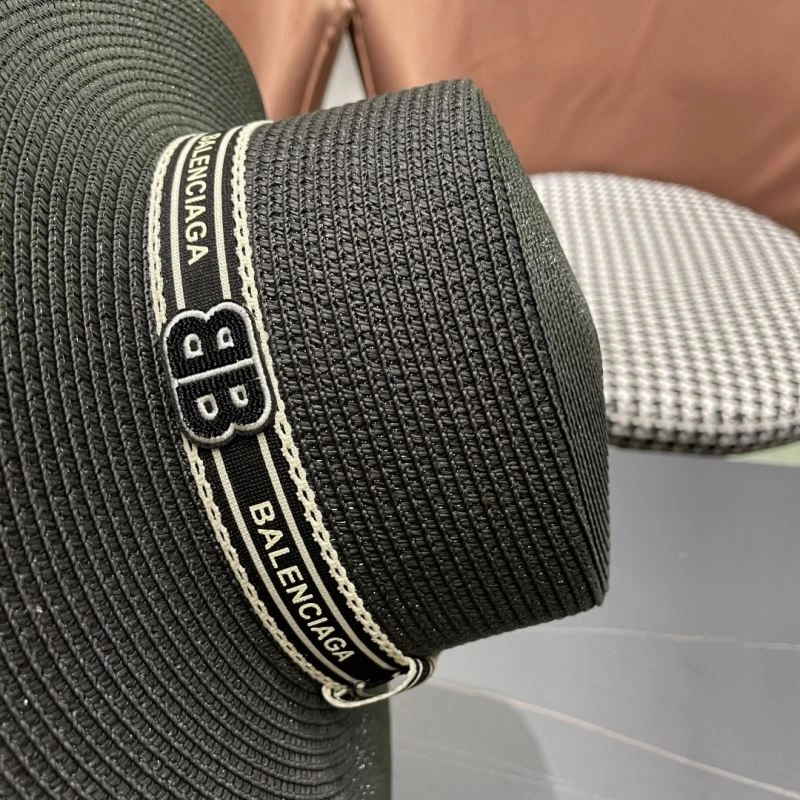 Balenciaga Caps ModernLook 260612