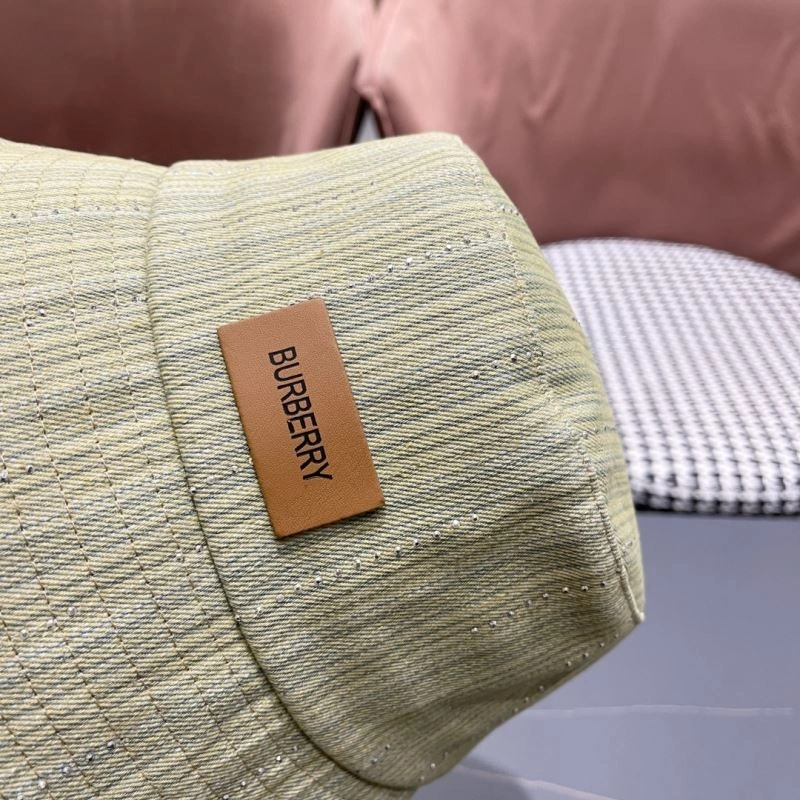 Flexible Balenciaga Caps 260622
