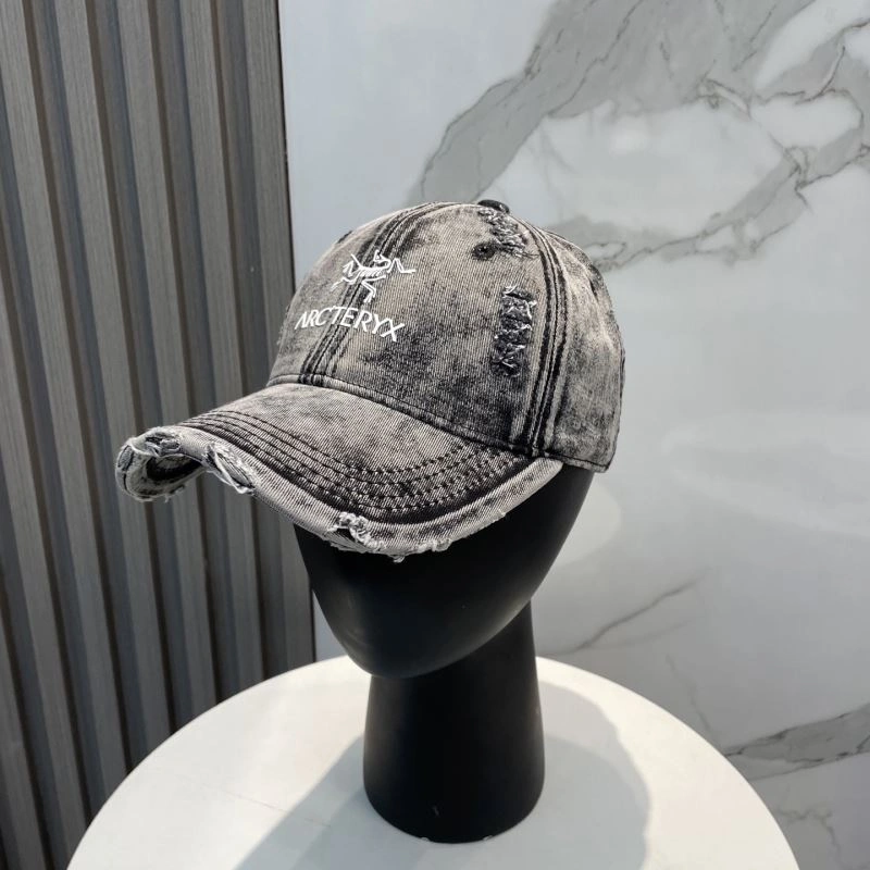 Balenciaga Caps Bright 260597