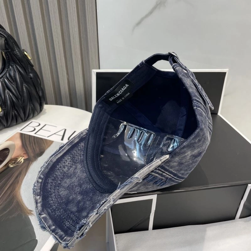 UrbanChic Balenciaga Caps 260598