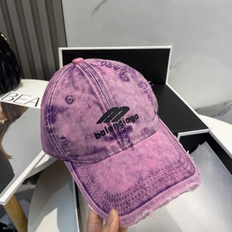Balenciaga Caps ModernLook 260599