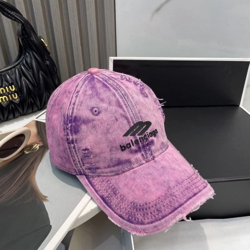 Balenciaga Caps ModernLook 260599