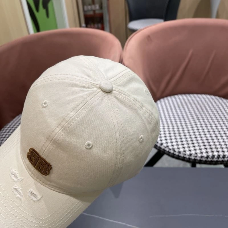 Balenciaga Caps Comfortable 262607