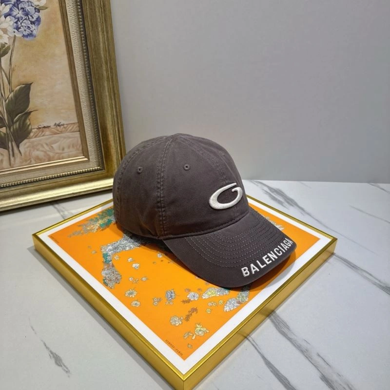 Balenciaga Caps Versatile 262590