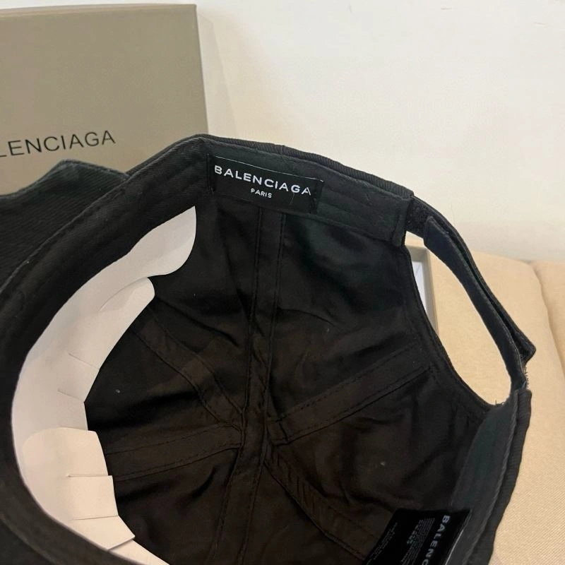 Contemporary Balenciaga Caps 262593