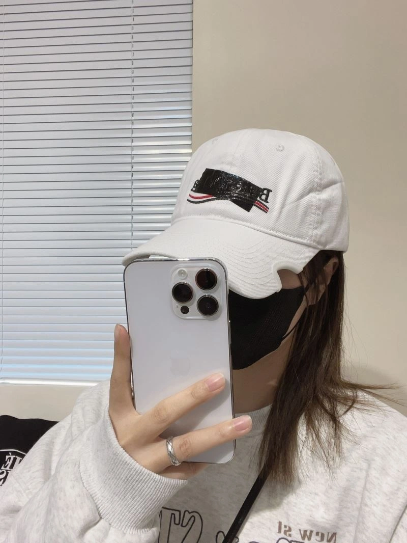 Balenciaga Caps Trendsetting 262583