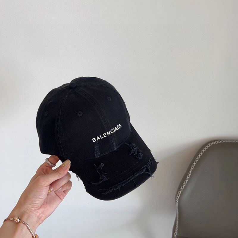 Balenciaga Caps Youthful 262577