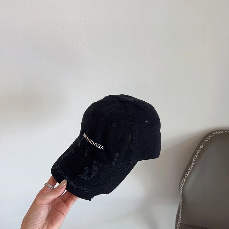 Balenciaga Caps Youthful 262577