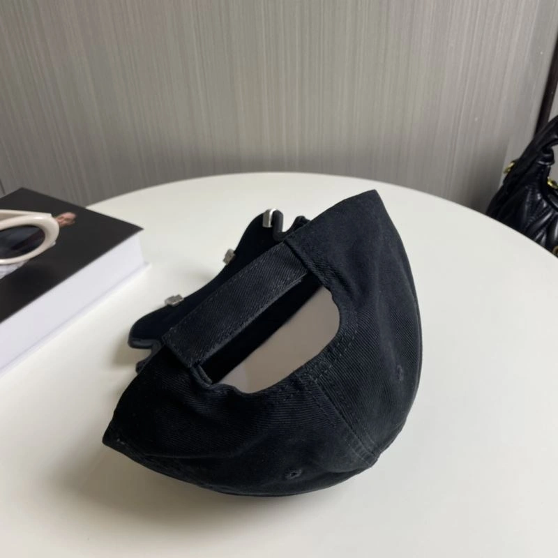 Balenciaga Caps EasyMatch 262578