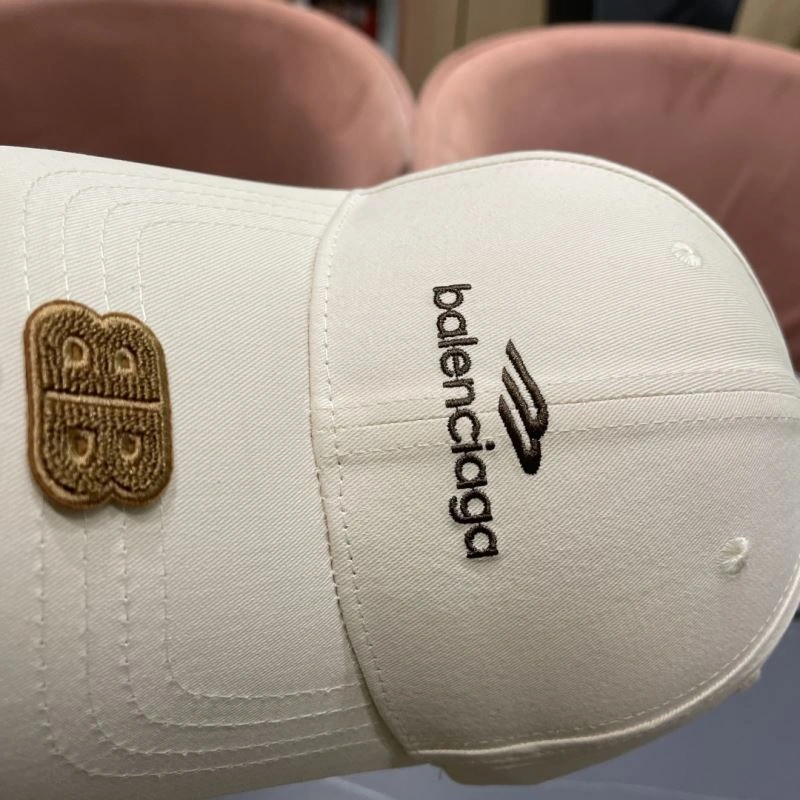 Balenciaga Caps Minimalist 262571