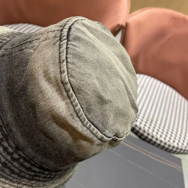 Balenciaga Caps AllSeason 262570