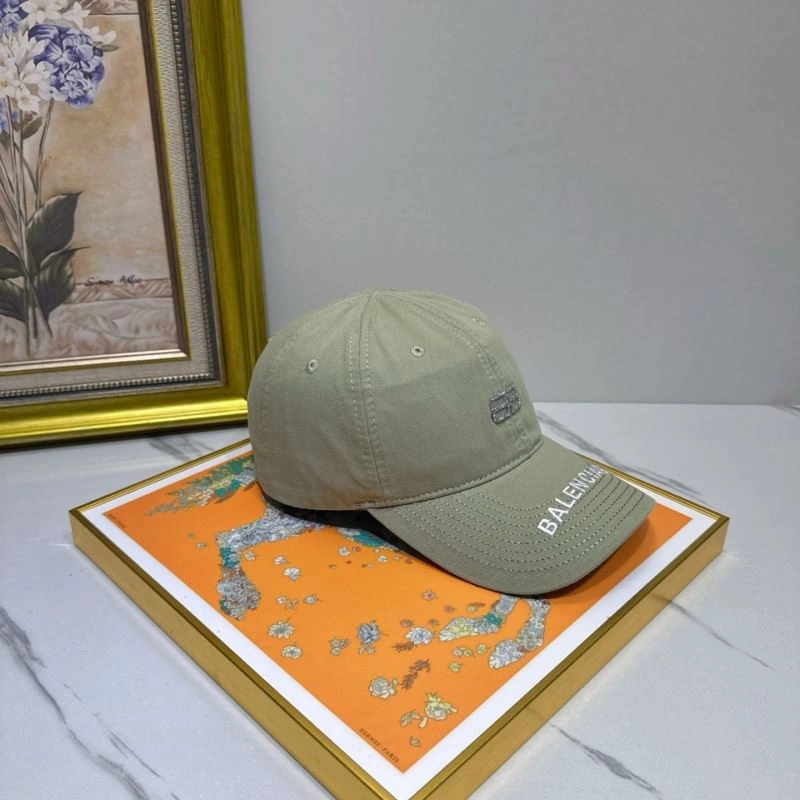 Versatile Balenciaga Caps 262563