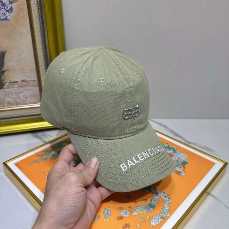 Versatile Balenciaga Caps 262563
