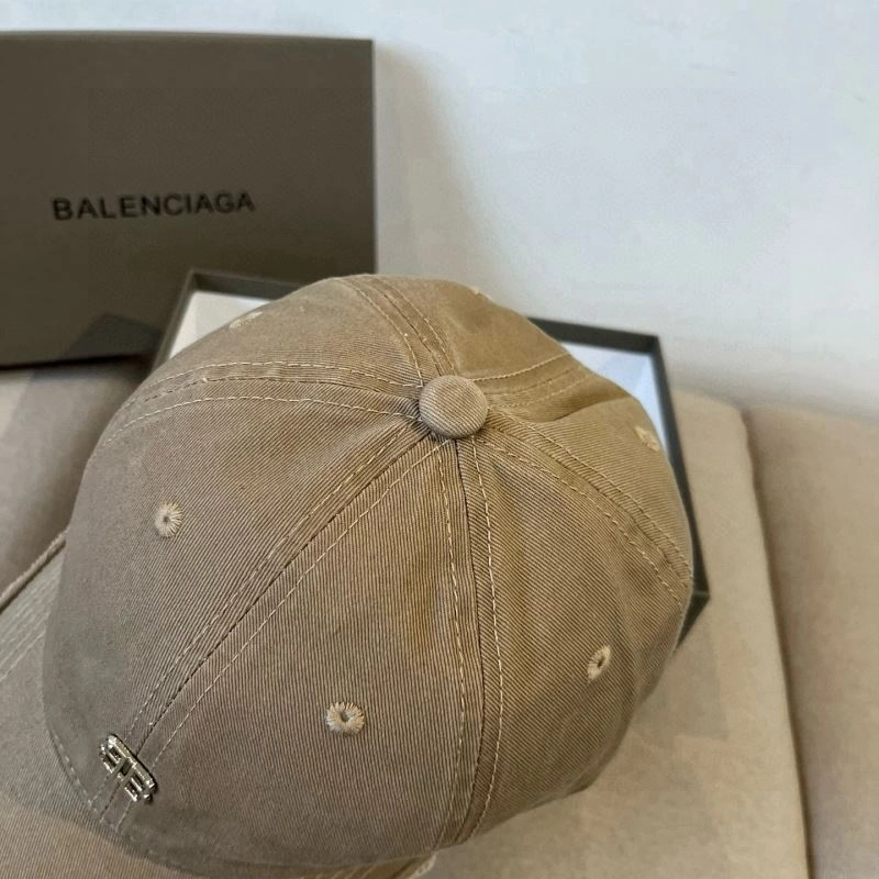 AllSeason Balenciaga Caps 262557