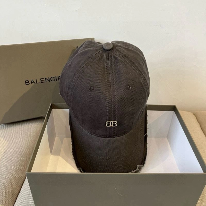 Supportive Balenciaga Caps 262552