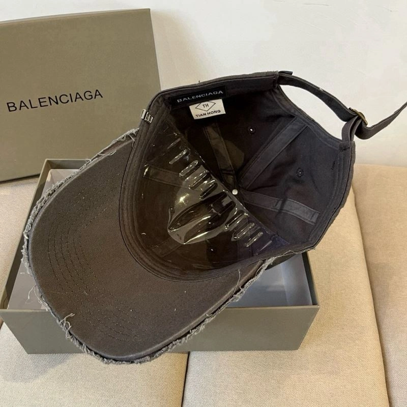 Supportive Balenciaga Caps 262552
