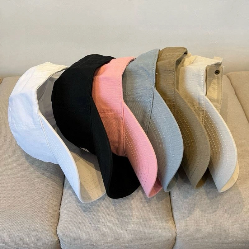 Sophisticated Balenciaga Caps 262543