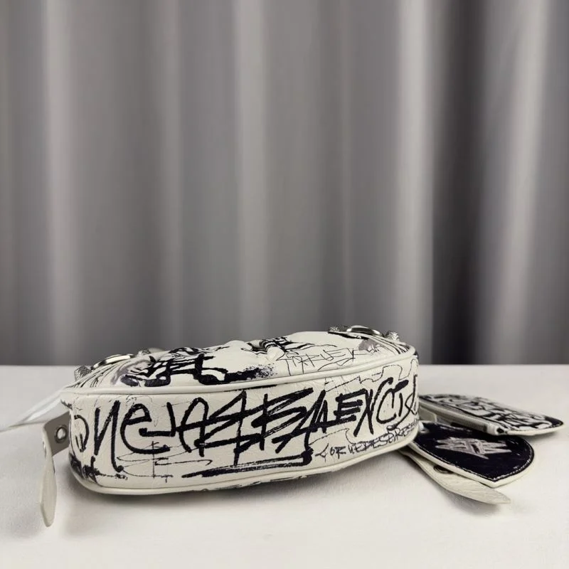 Functional Balenciaga  GraffitiBalenciaga Le Cagole Half-Moon Bag 38399