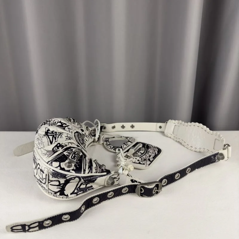 Functional Balenciaga  GraffitiBalenciaga Le Cagole Half-Moon Bag 38399