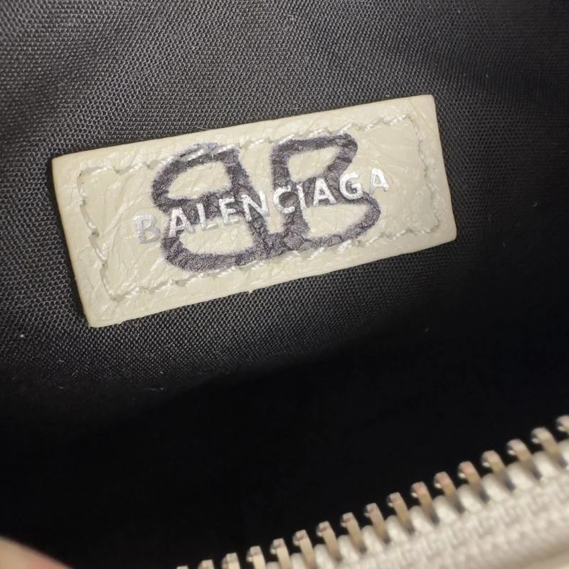 Functional Balenciaga  GraffitiBalenciaga Le Cagole Half-Moon Bag 38399