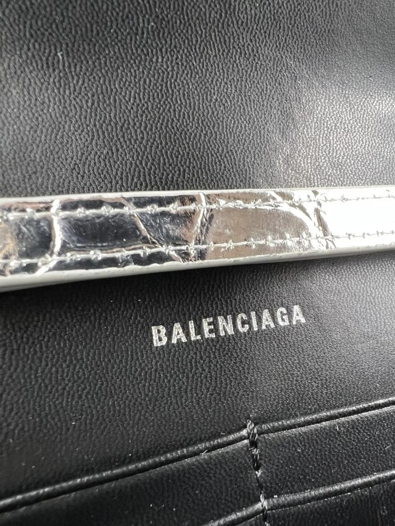 Lightweight Balenciaga  Hourglass Crescent Chain Bag by B Brand - 19cm 78644