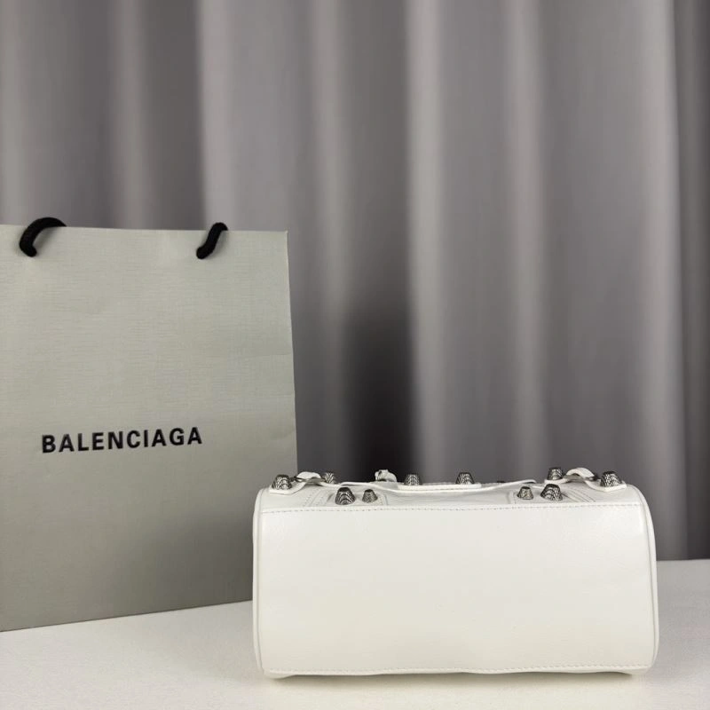Thermal Balenciaga  Italian Leather Travel Bag with Detachable Accessories 75308