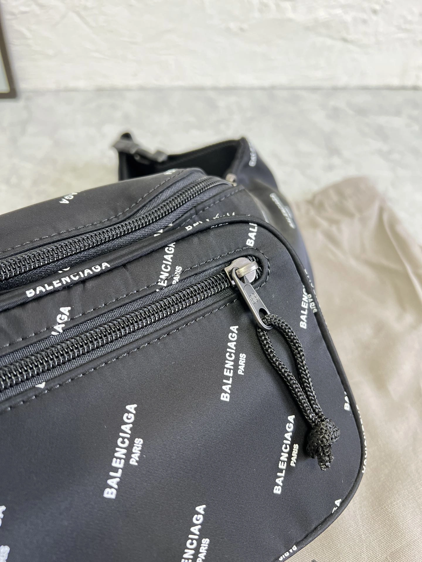 Balenciaga City Series Paris Explorer Black Waist Bag Breathable 60858