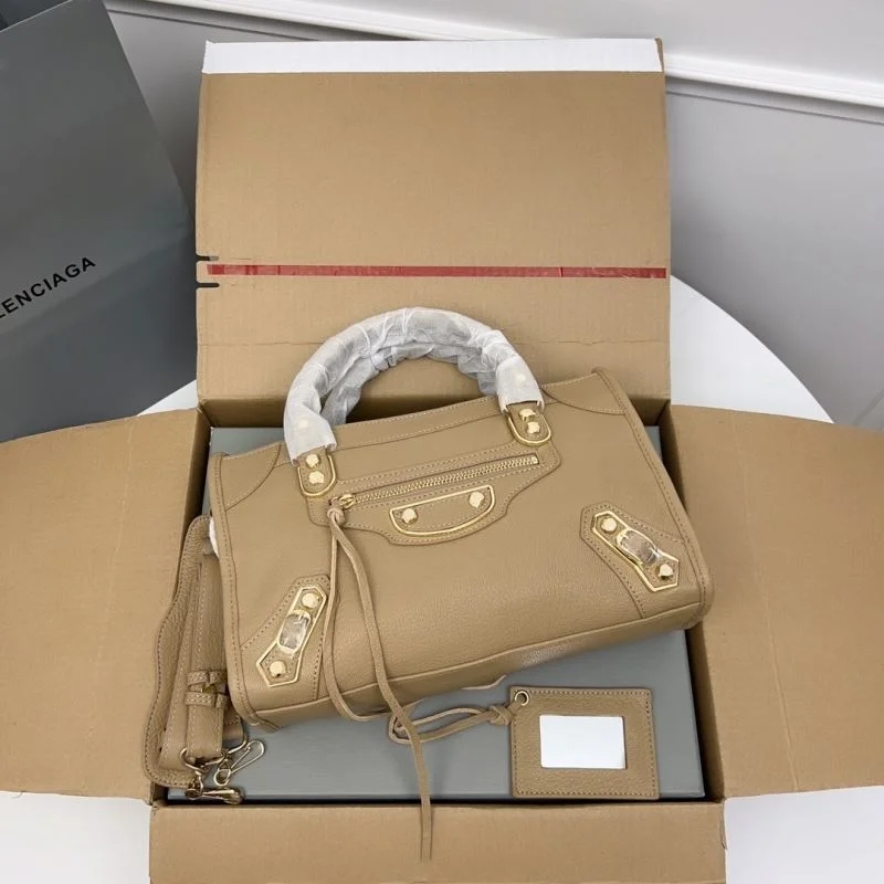 Balenciaga  Goat Leather Motorcycle Bag - Apricot Gold UrbanStyle 38304