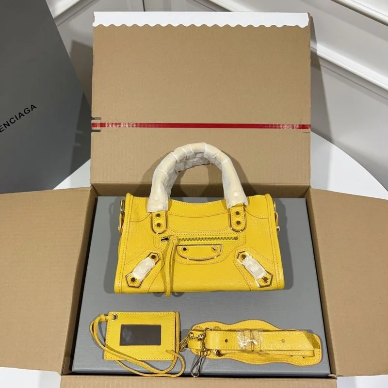 HighQuality Balenciaga  Goat Leather Motorcycle Bag with Gold Buckle 38290