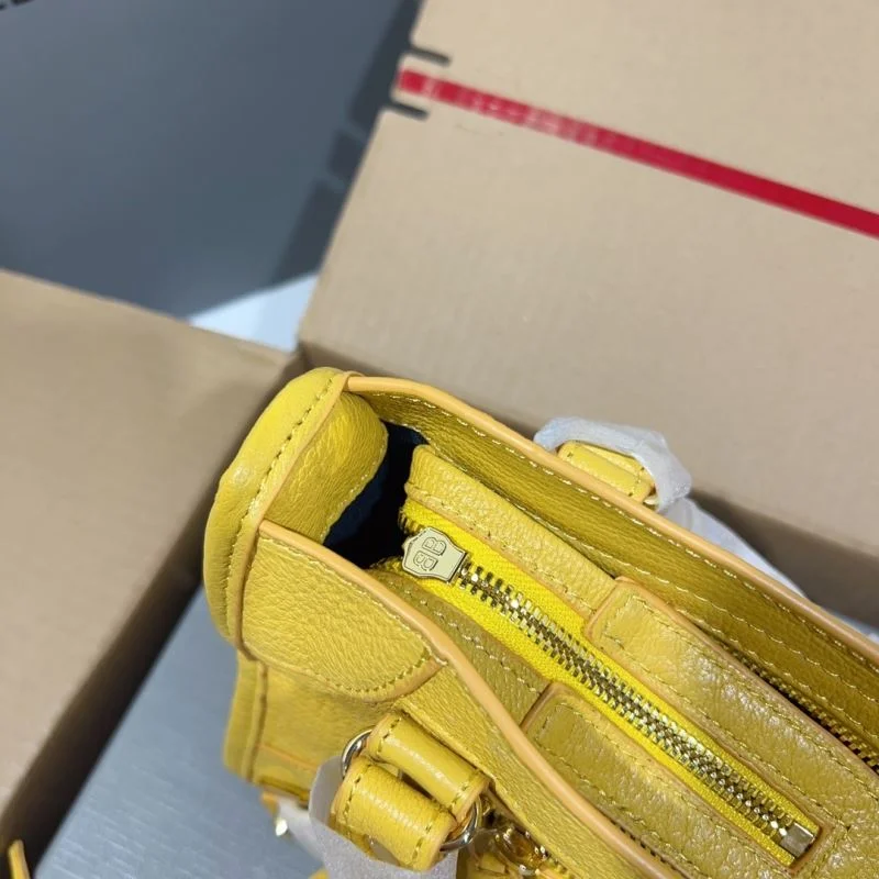 HighQuality Balenciaga  Goat Leather Motorcycle Bag with Gold Buckle 38290