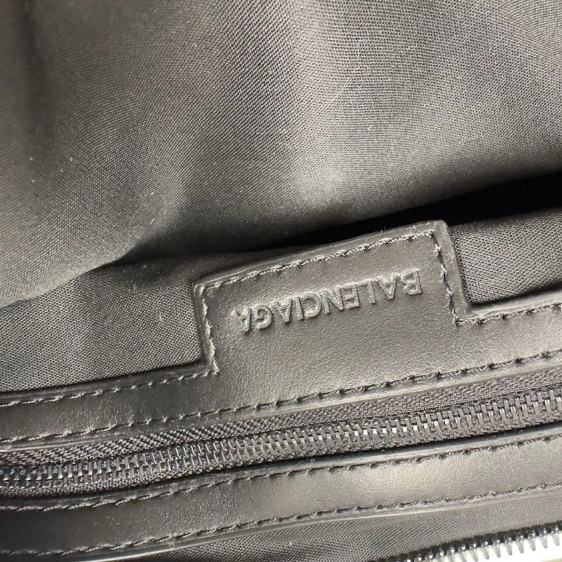 Balenciaga Classic Medium Motorcycle Bag -  Revival Sleek 38262