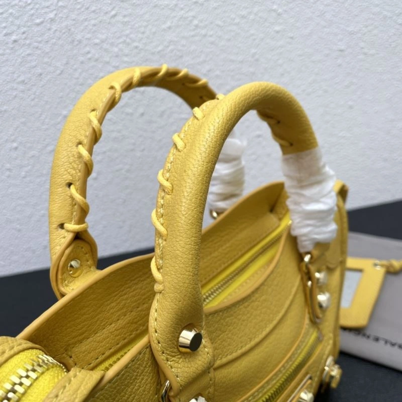 Balenciaga  Medium Motorcycle Bag in Goat Leather ZipUp 72660